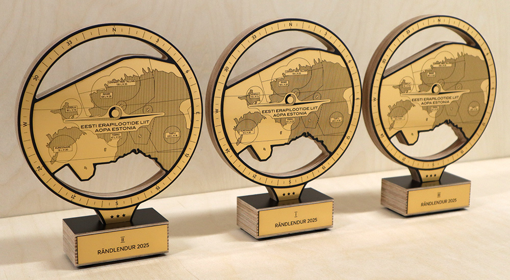 puidust karikad ja auhinnad